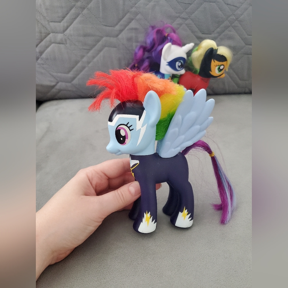 My Little PonyMy Little Pony: Friendship is Magic Target Exclusive set from 2010 - Picture 8 of 10